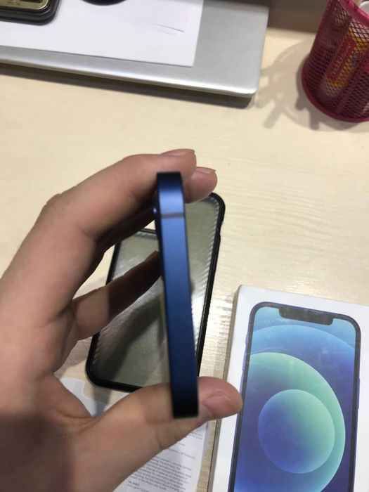 Продам Iphone 12 64gb