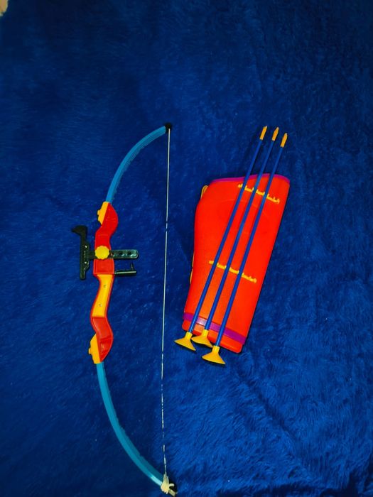 Лук и стрелы детский