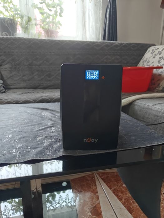 UPS Njoy 24V cu acumulatori noi