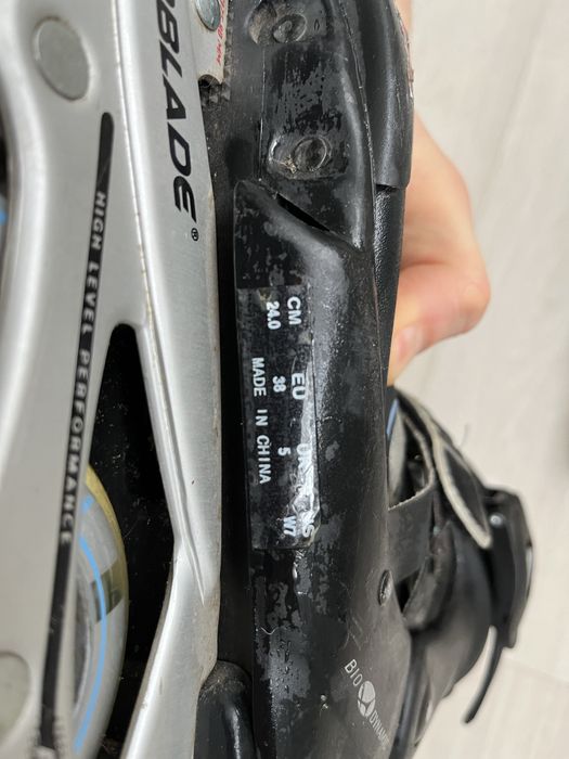 ролери Rollerblade 38