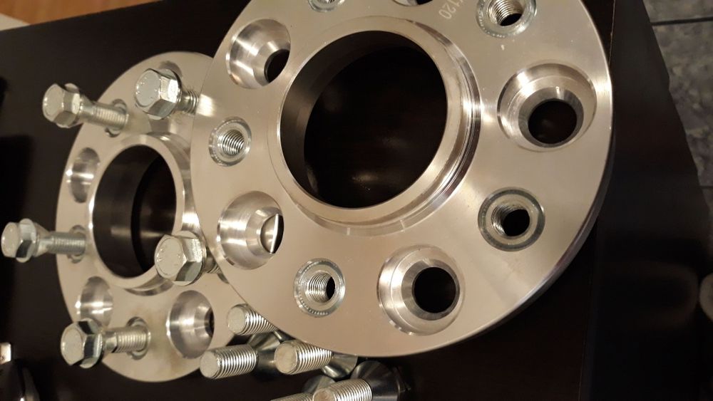 22 mm doi distantieri dubla prindere Audi/BMW/Mercedes/VW