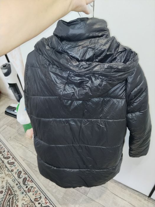 Продам куртку осень весна 2500