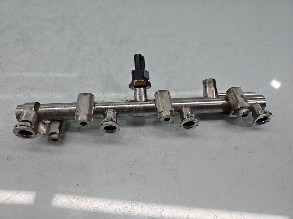 Rampa injectoare Nissan Qashqai (2) [Fabr 2013-2017] 175220286R 1.3 Be