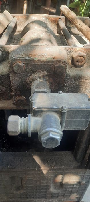 Chugun katyol sotiladi .