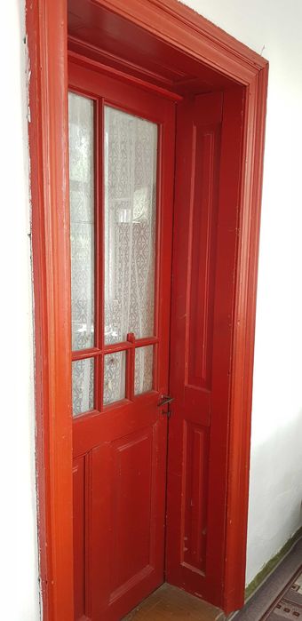 Usi de epocă anul  1909.