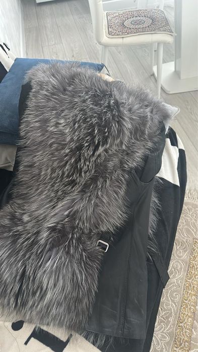 Продам дубленку и жилетку