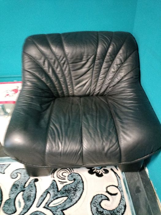 Colțar fix din piele neagră