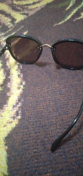 Продаю солнцезащитные очки Polaroid Gucci