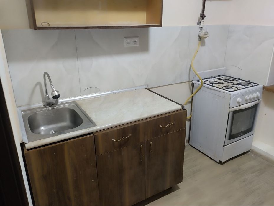 Mirobod tumanida kvartira bor student qizlarga