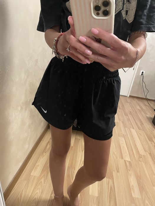 Клинове на Nike