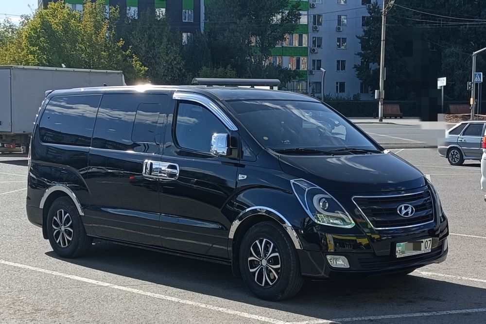 Продам Hyundai Grand Starex