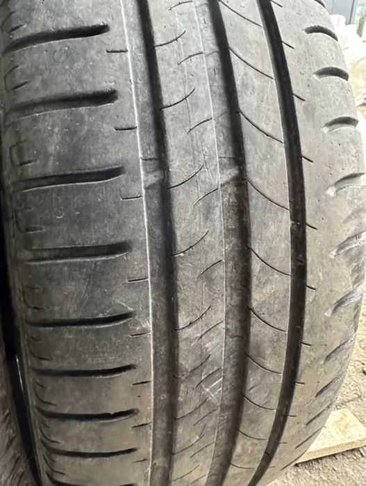 2 броя летни гуми 205/60/16 Michelin DOT 4311 5 mm