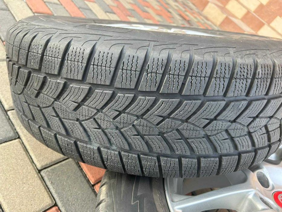 Set de 4 jante + 4 cauciucuri de iarna noi, pentru Mazda CX-5