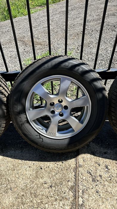 235/65/r17 iarna lauffen volvo