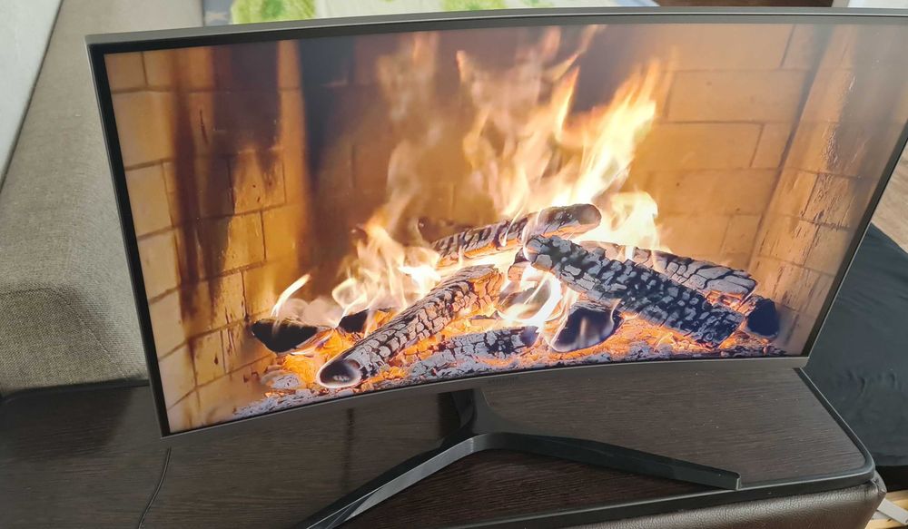 Монитор SAMSUNG 2K 144 Гц