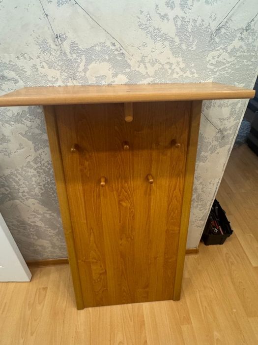 Вешалка в прихожую