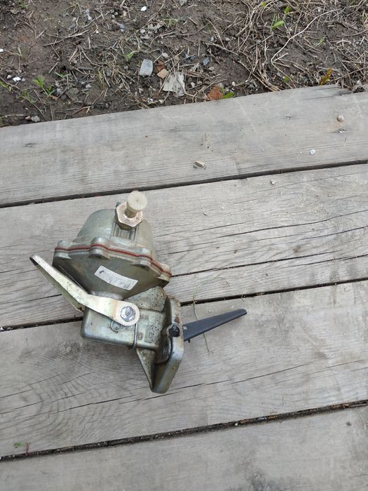 Бензо насос для газ69 ,24