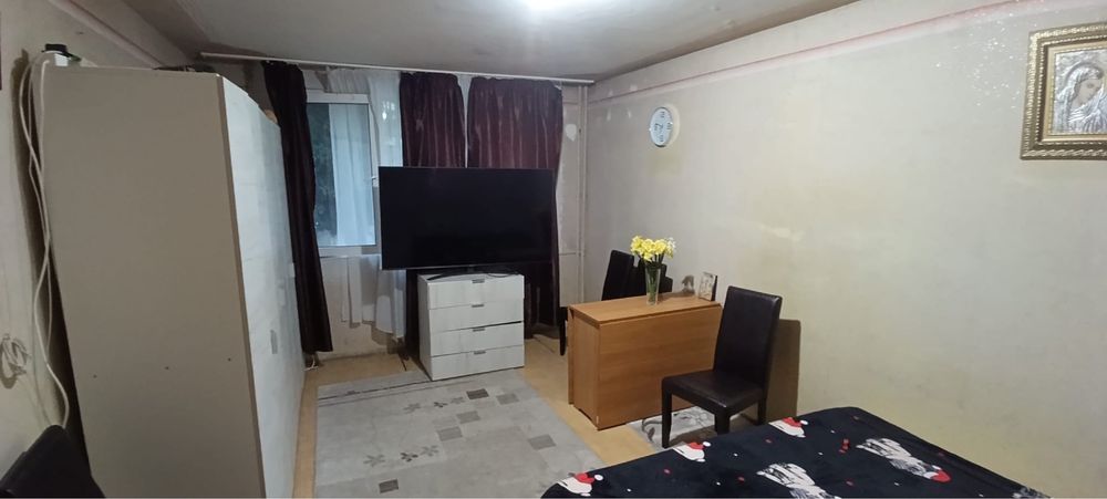 Vand apartament 3 camere  SECTOR 4 DIRECT PROPIETAR