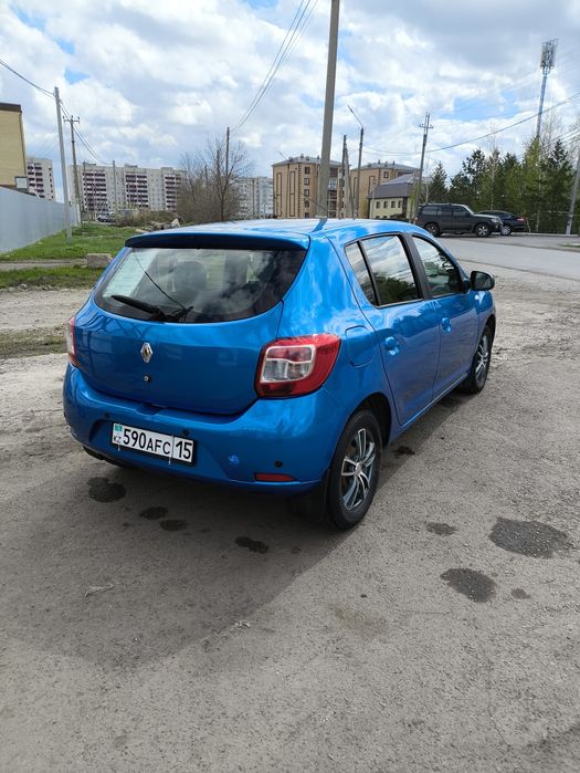 Продам или меняю Рено Сандеро 2