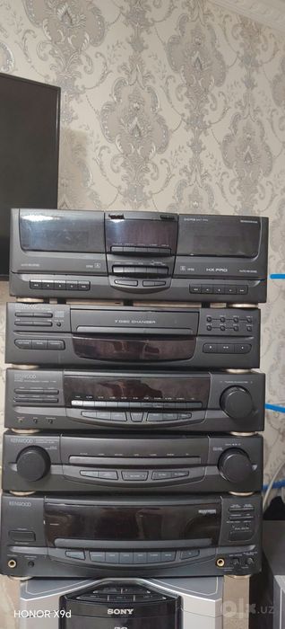 Продаю муз центр стойку KENWOOD.