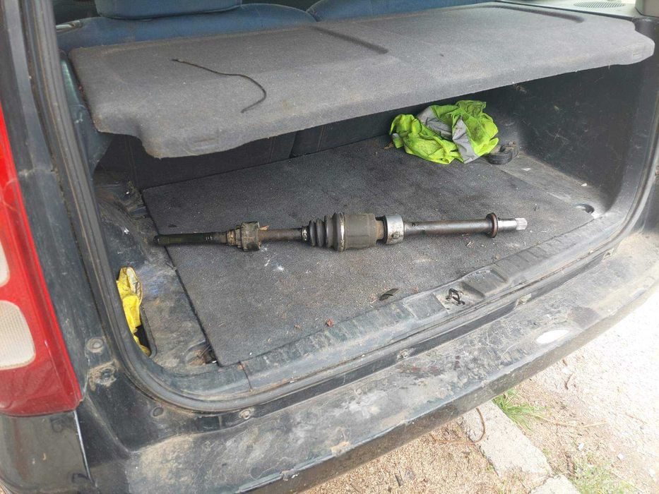 Honda HR-V 1,6 i 4х4 , Хонда ХРВ на части! 
Юни 2003