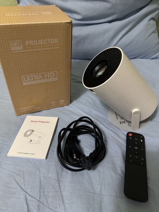 LED Projector — яъни мини проектор / мультимедиа проектор.