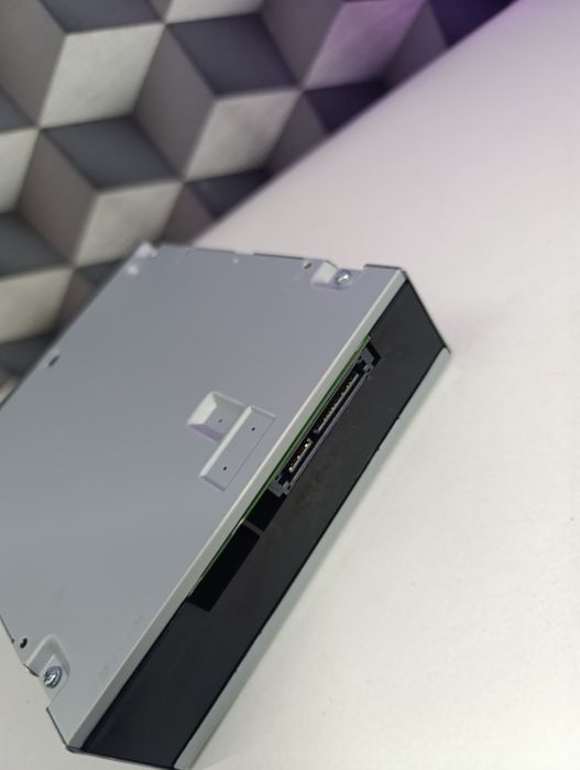 Unitate bluray read and write Asus 16d1ht ca noua