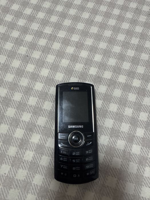 Телефон Samsung