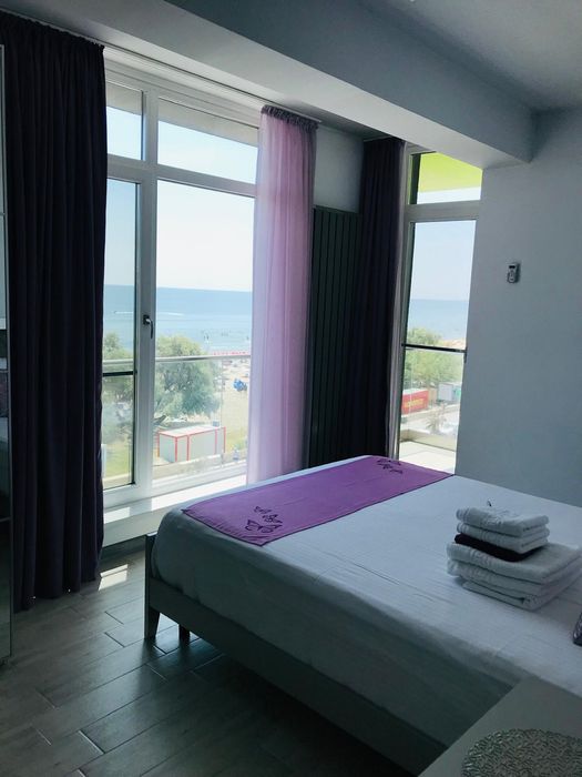 Alezzi Vedere totala la mare Apartament 3 camere  Parcare Spa