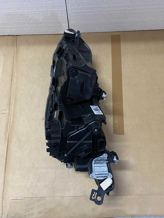 Far dreapta Led Matrix Beam VW Golf 8 R GTE nou original