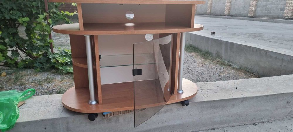 Тумба под телевизор производства ПОЛЬША