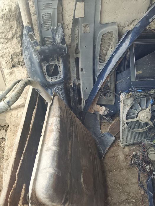 Запчаст на волгу и газел