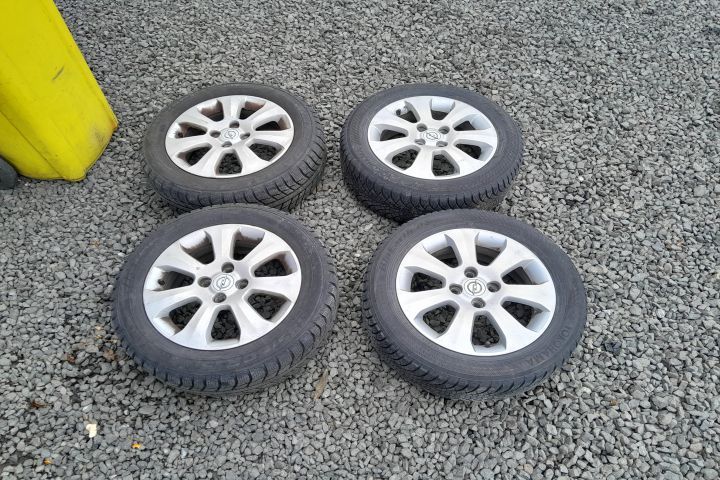 Jante aliaj cu anvelope 15 - set 185/60R15 Opel Astra J [facelift] [2