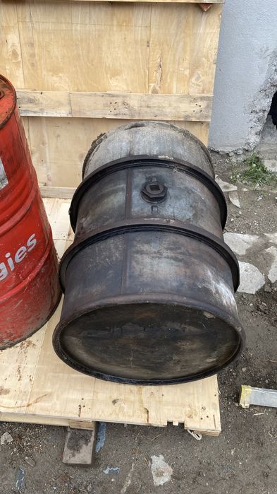 Vand butoaie tabla 200l/60l bidoane 20l