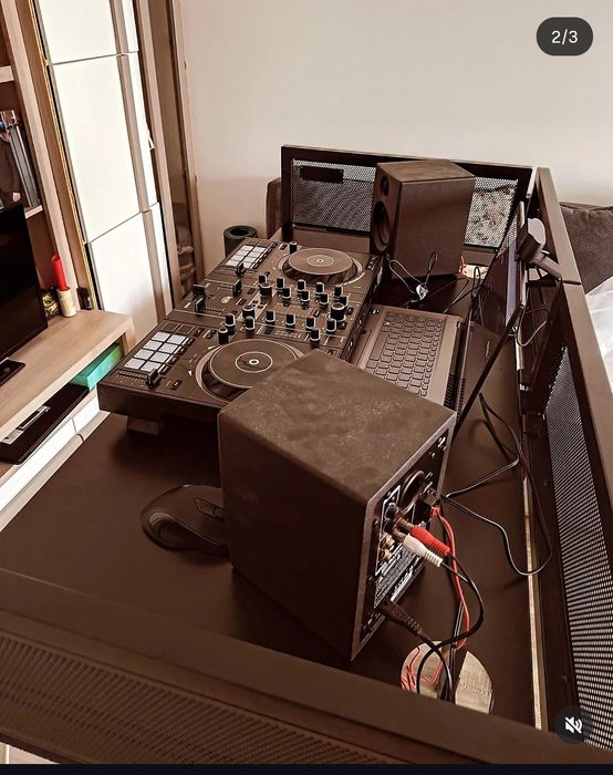 Consola Hercules DJ de vânzare
