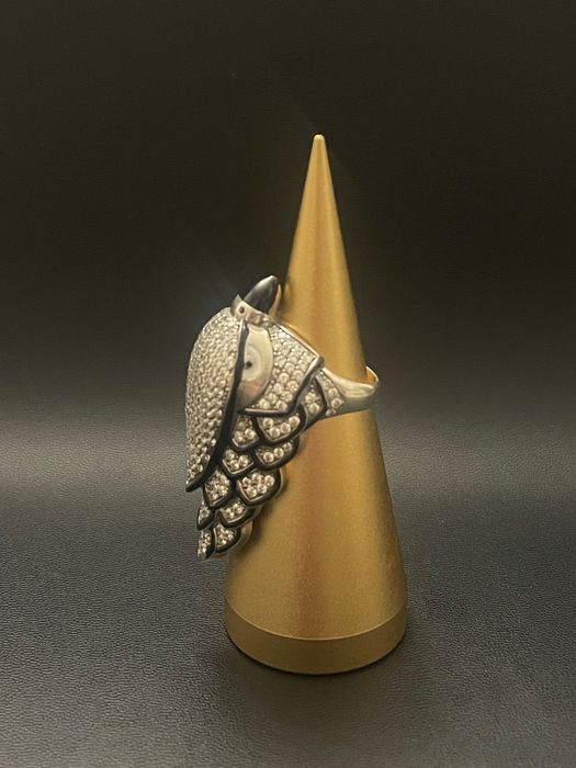 Пръстен стил Boucheron  от колекцията Animaux, модел Falcon. Сребро S 925/ емайл