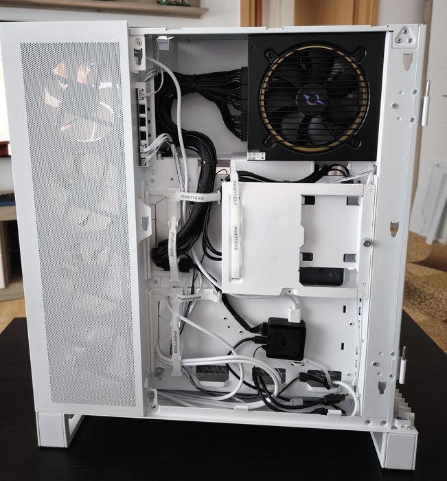Carcasa Phanteks NV7 Full Tower + suport vertical GPU