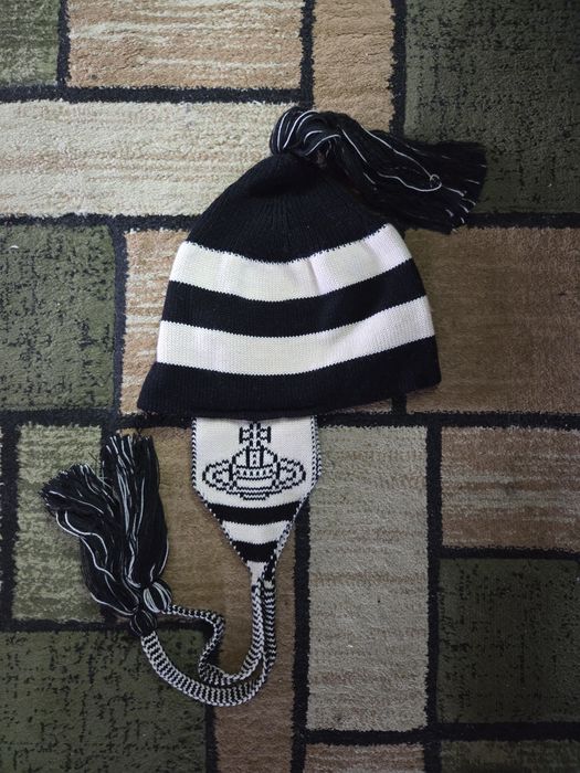 Caciula Vivienne WestWood