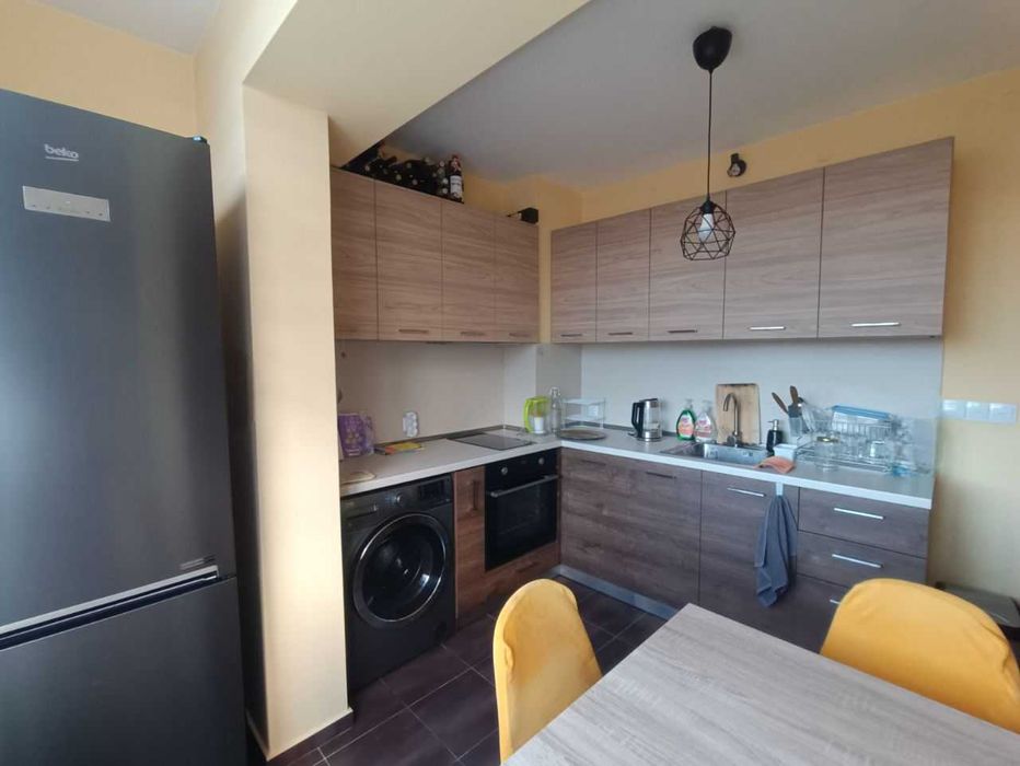 Дава под Наем 3-СТАЕН град София, Дружба 1