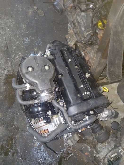 Двигатель на Опель Астра, Корса 1.2л Z12XE