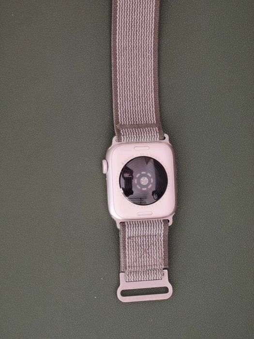 Apple Watch SE 2, 44 мм, Starlight, 3 ремешка