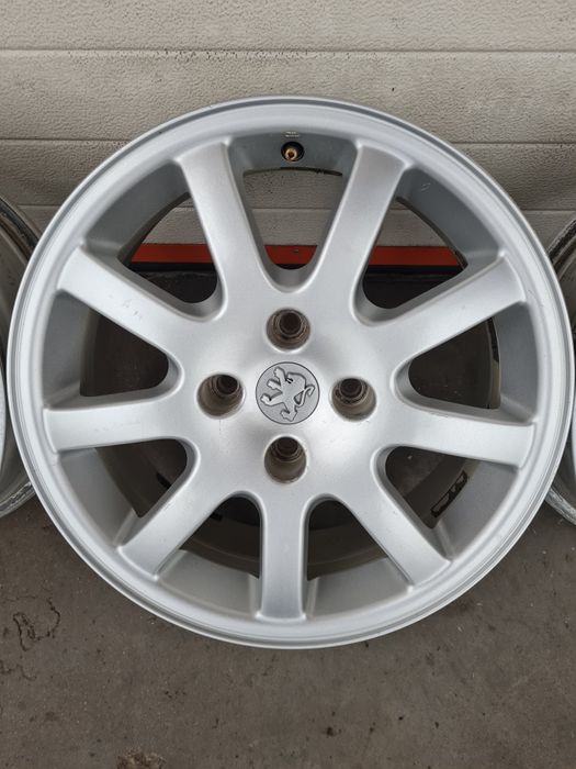 Оригинални джанти за ПЕЖО СИТРОЕН PEUGEOT CITROEN R16 4x108 ET28 6.5J