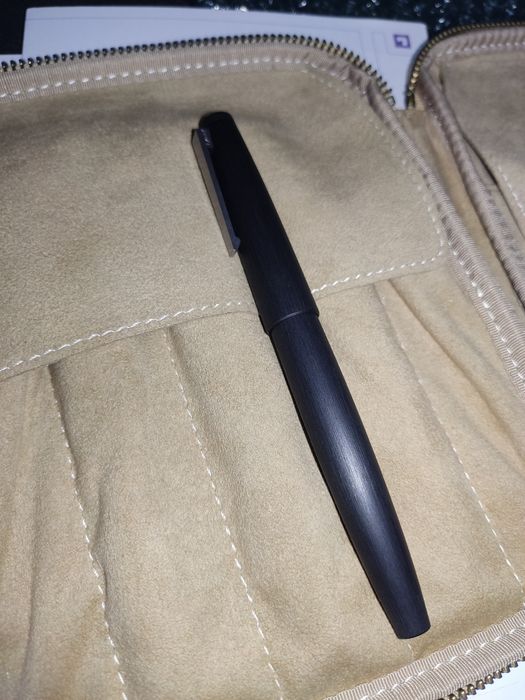 Stilou Lamy 2000 B (black, Mackrolon)