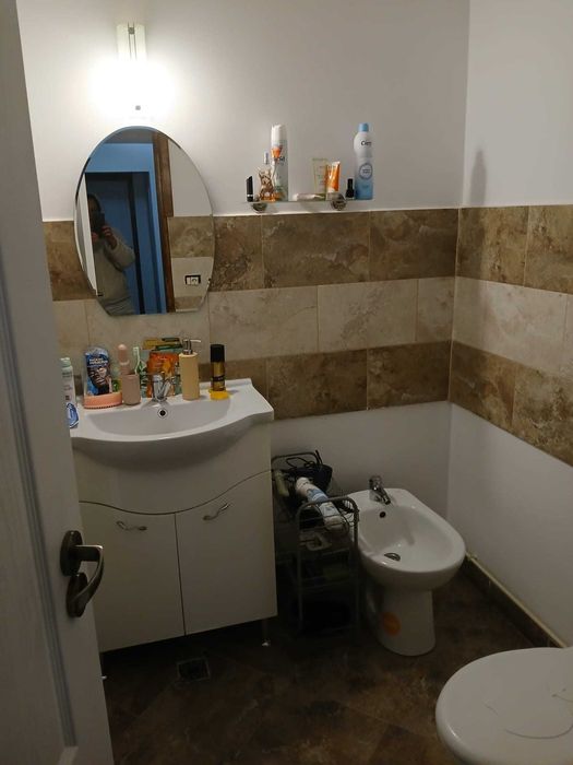 Vand apartament 4 camere