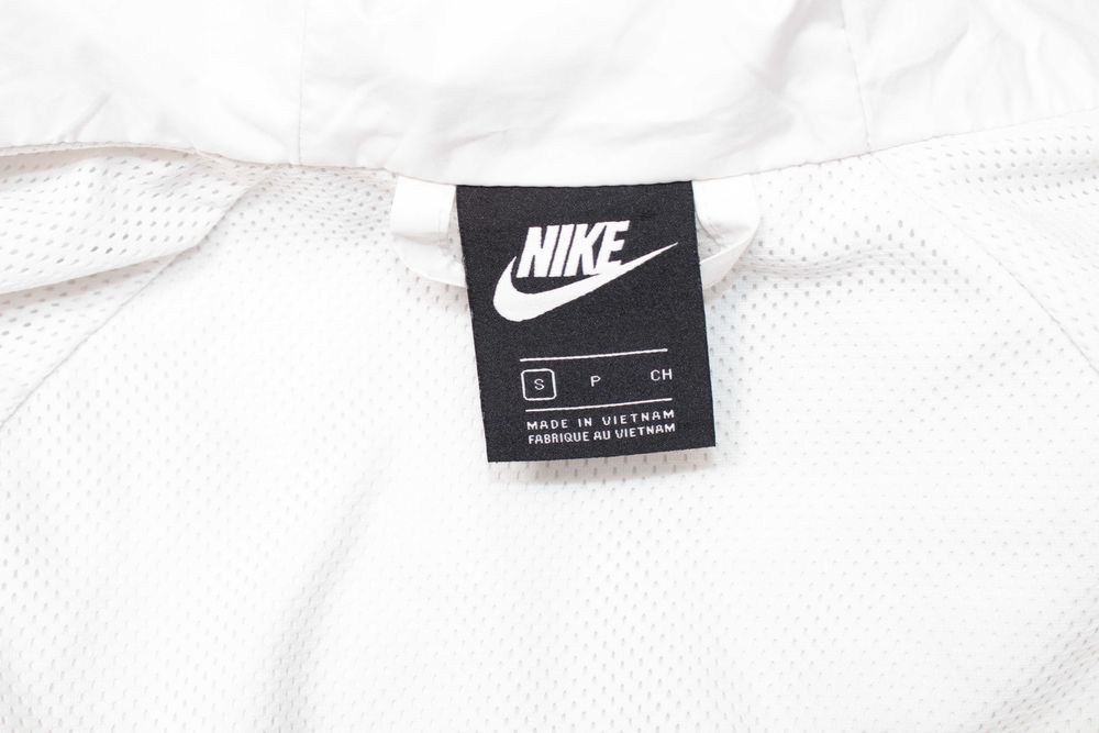 Nike оригинално дамско яке черно и бяло ветровка с качулка S