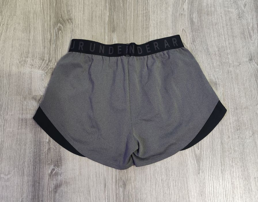 Дамски спортни шорти XS Under Armour