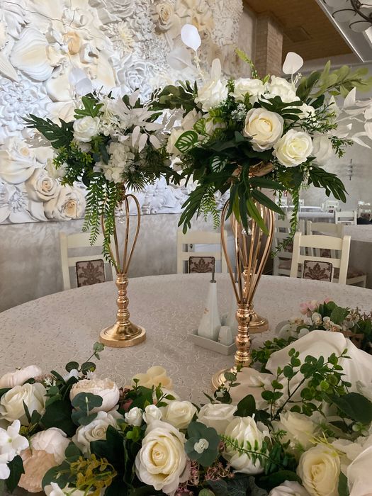 Aranjamente florale si suporti