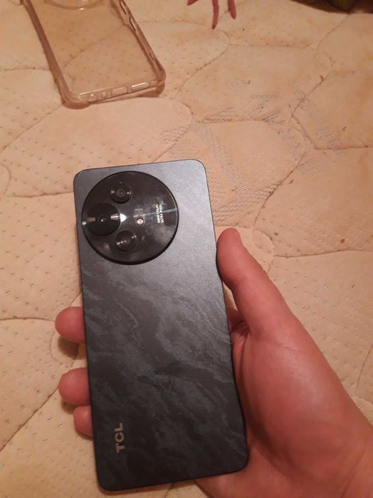 Продавам TLC почти ново с гръб и протектор