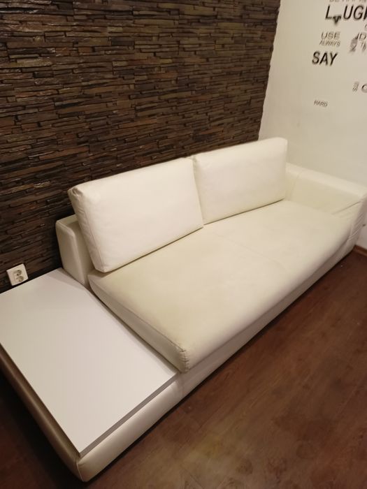 Canapea piele ecologica