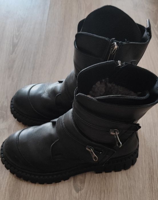 Зимние сапожки 36 размера на девочку